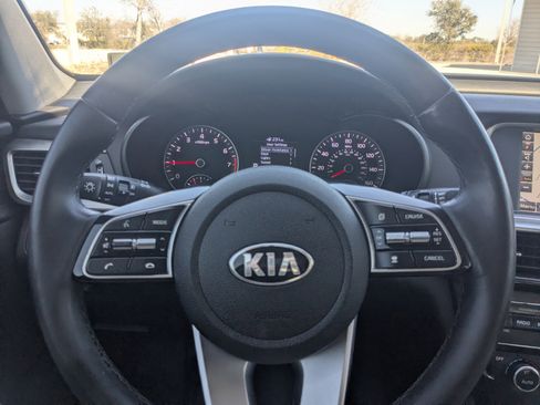Used 2019 Kia Optima EX w/ EX Premium Package image 29