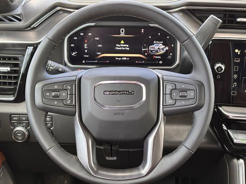 New 2026 GMC Sierra 2500 Denali Ultimate AWD/4WD image 10