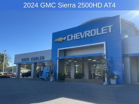 Used 2024 GMC Sierra 2500 AT4 w/ AT4 Preferred Package image 2