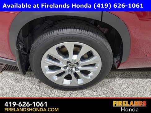 Used 2023 Toyota Highlander Limited image 46