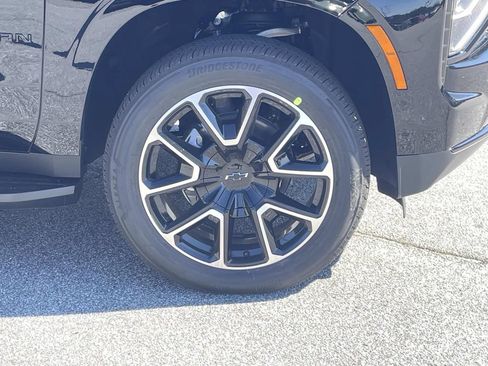 New 2026 Chevrolet Suburban RST w/ Comfort Package image 9