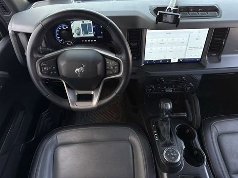 Used 2024 Ford Bronco Everglades image 12