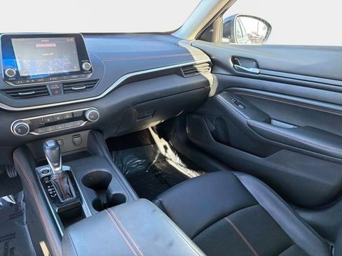 Certified 2021 Nissan Altima 2.5 SR image 30