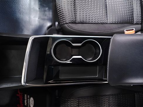 Used 2025 Chevrolet Equinox LT image 18