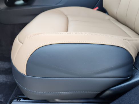 New 2026 Land Rover Range Rover Sport Dynamic SE image 24