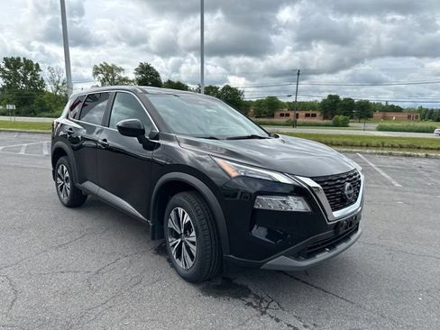 Certified 2023 Nissan Rogue SV AWD/4WD image 8