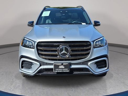 Used 2025 Mercedes-Benz GLS 450 4MATIC w/ AMG Line Exterior image 3