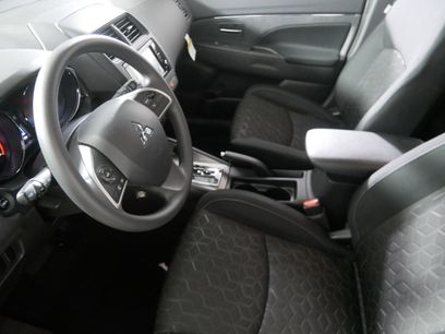 New 2025 Mitsubishi Outlander Sport ES