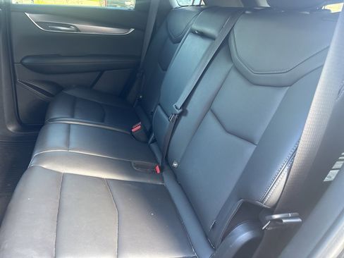 Used 2023 Cadillac XT5 Luxury image 24