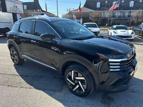 Used 2026 Nissan Kicks SV image 4