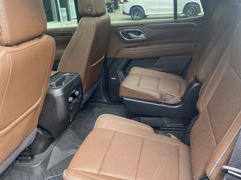 Used 2024 Chevrolet Tahoe High Country image 15