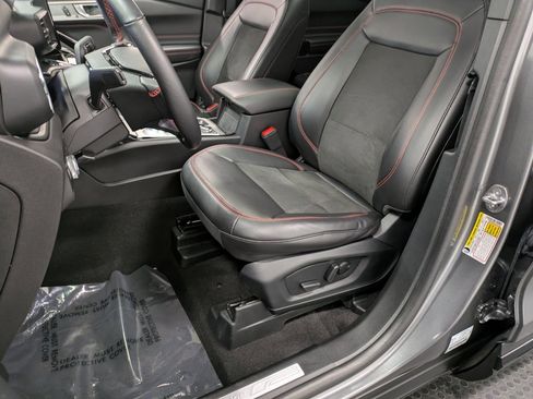 Used 2023 Ford Explorer ST-Line w/ Class IV Trailer Tow Package image 9