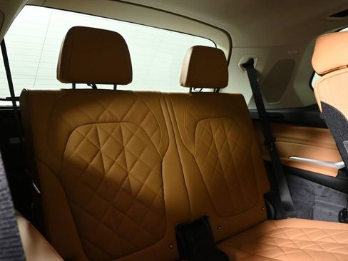 New 2026 BMW X7 xDrive40i AWD/4WD image 37