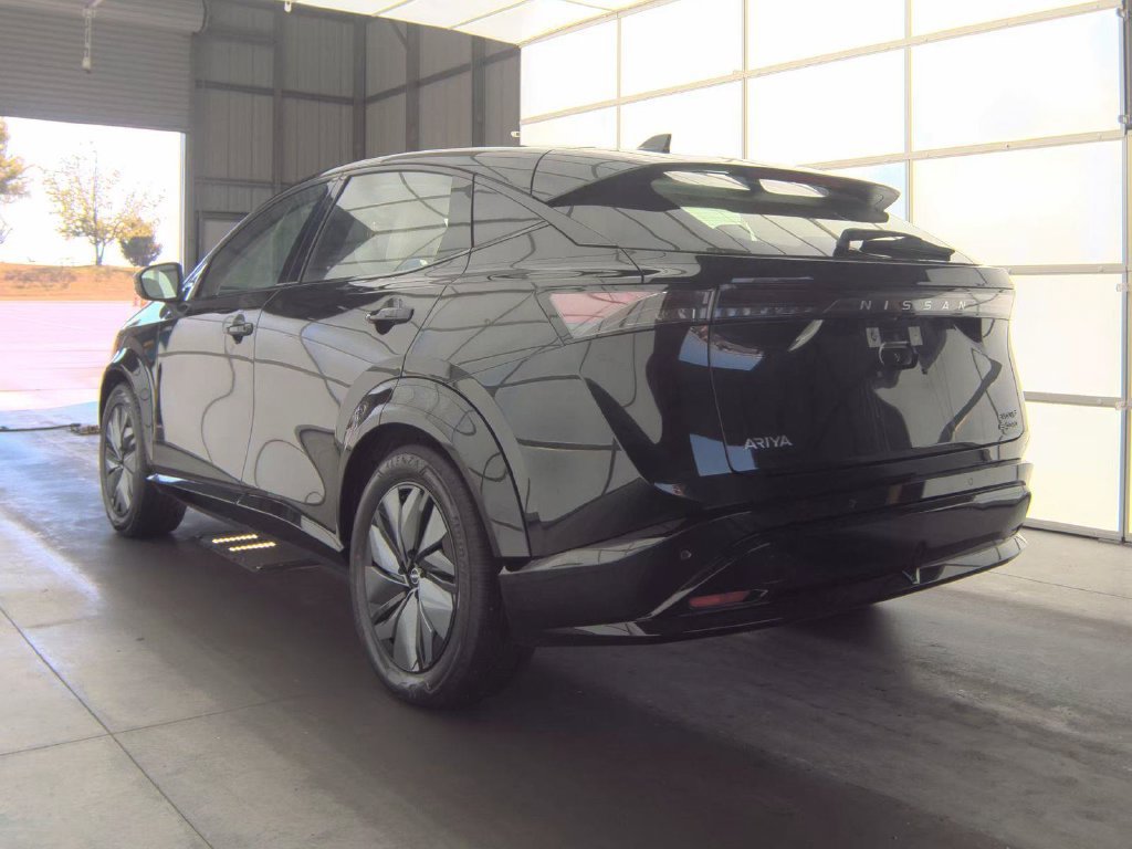 Certified 2023 Nissan Ariya AWD image 4