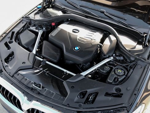 Used 2023 BMW 530i xDrive w/ Executive Package image 61