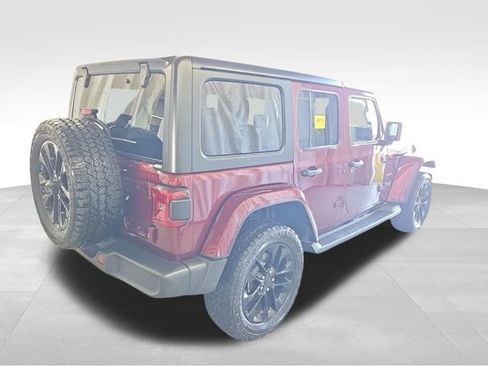 Used 2022 Jeep Wrangler Unlimited Sahara 4xe image 6