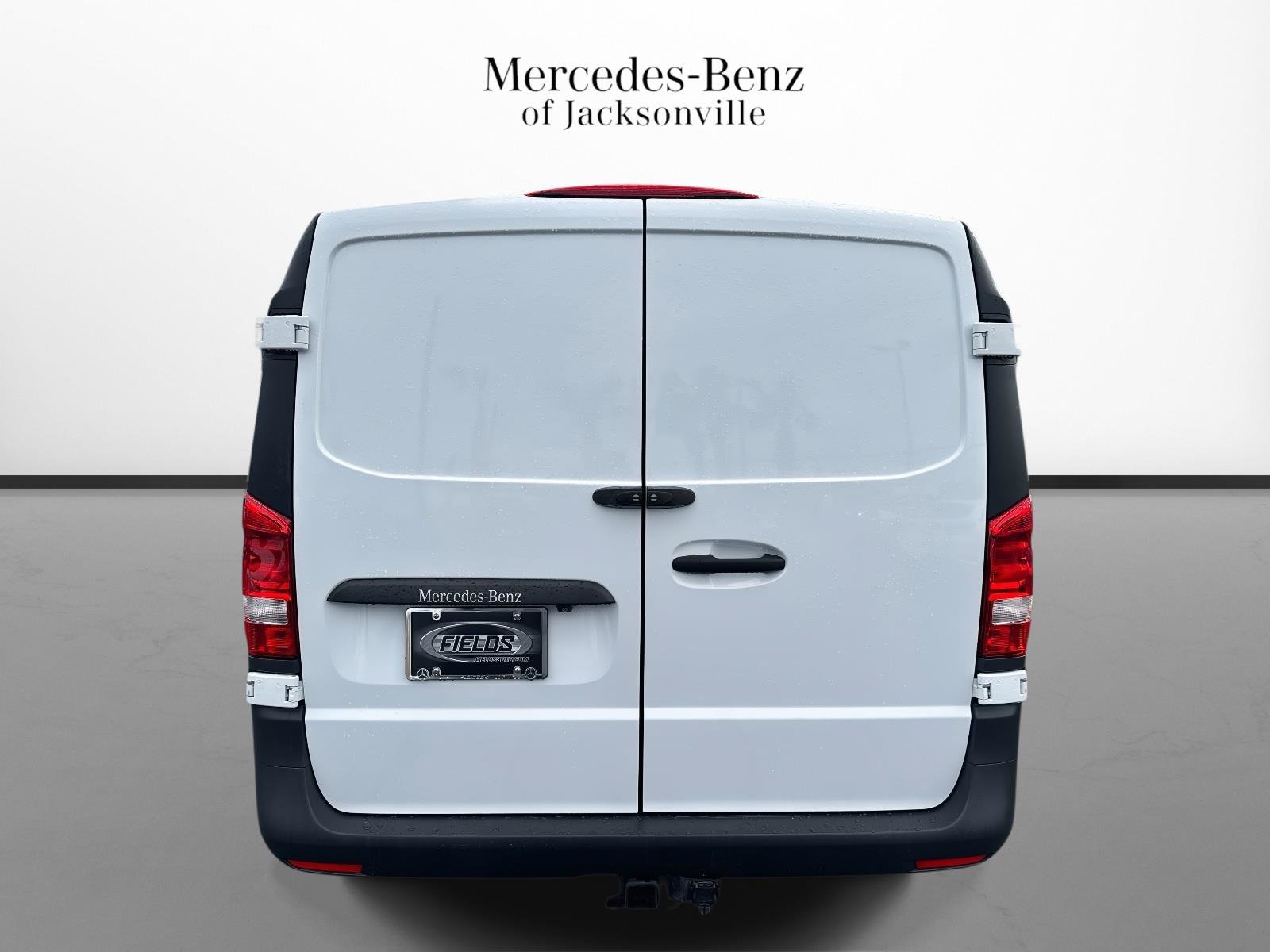 Used 2023 Mercedes-Benz Metris image 4