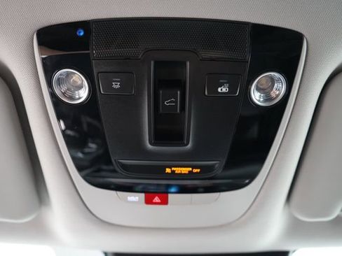 Used 2024 Kia Seltos EX AWD/4WD image 49