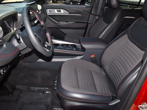 Certified 2025 Ford Explorer ST-Line RWD image 13
