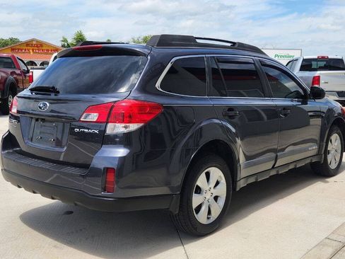 Used 2011 Subaru Outback 2.5i Premium AWD/4WD image 6