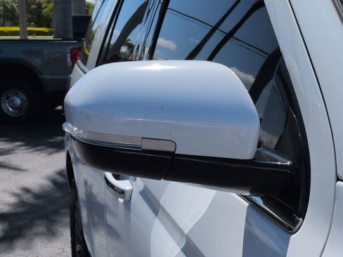 Used 2020 Ford Expedition Limited RWD image 12