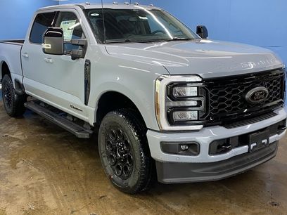 New 2025 Ford F250 Lariat w/ Lariat Ultimate Package