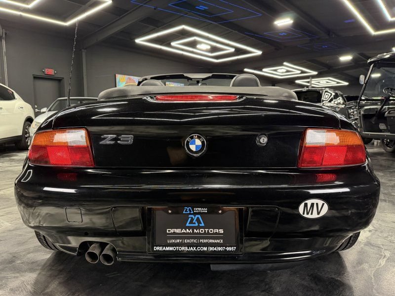 Used 1997 BMW Z3 2.8 RWD image 6