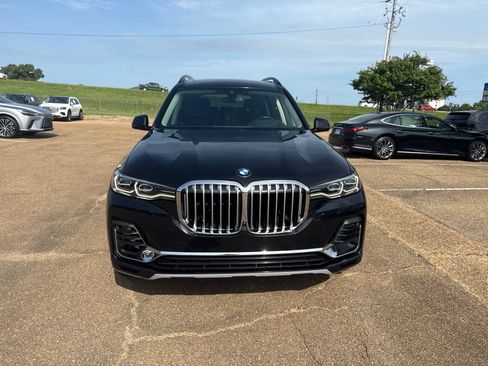 Used 2021 BMW X7 xDrive40i w/ Premium Package AWD/4WD image 2