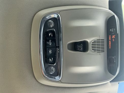 Used 2018 Volvo V90 T5 Cross Country w/ Convenience Package AWD/4WD image 17