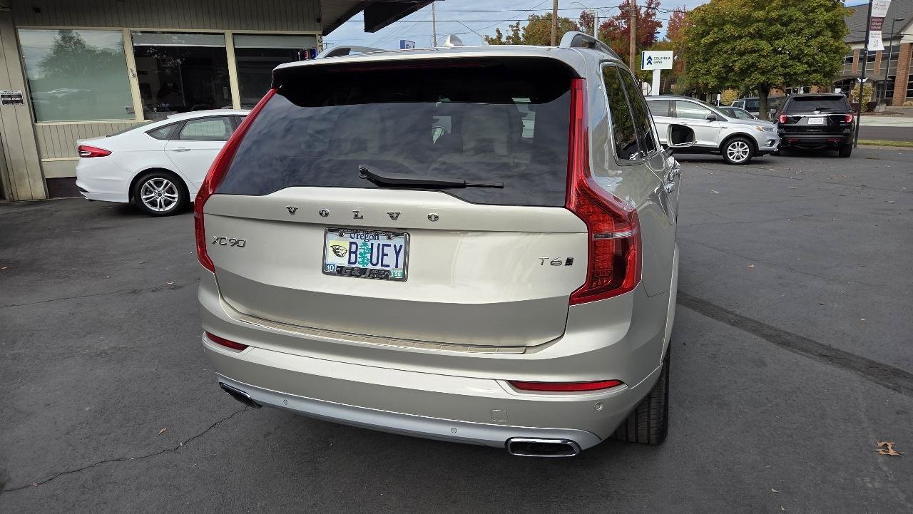 Used 2016 Volvo XC90 T6 Momentum w/ Momentum Plus Package AWD/4WD image 9