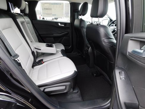 New 2026 Ford Escape Platinum image 21