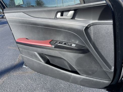 Used 2024 Kia K5 GT-Line image 21