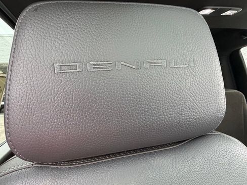 Used 2020 GMC Sierra 2500 Denali w/ Denali Ultimate Package AWD/4WD image 13