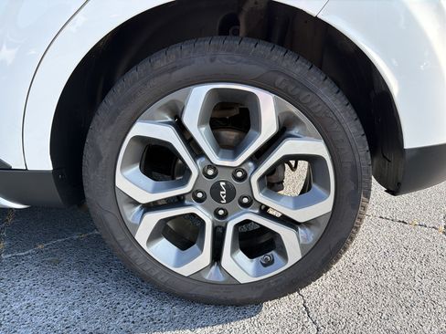 Used 2025 Kia Soul EX FWD image 17
