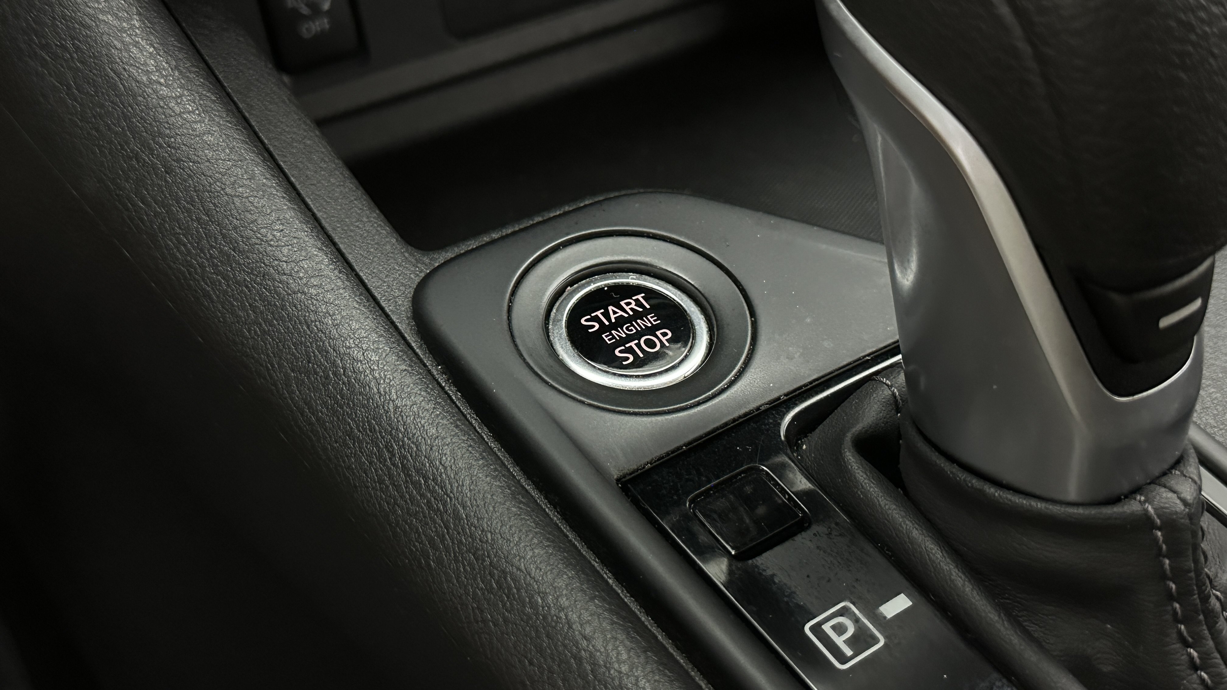 Used 2025 Nissan Sentra S w/ Trunk Package FWD image 17