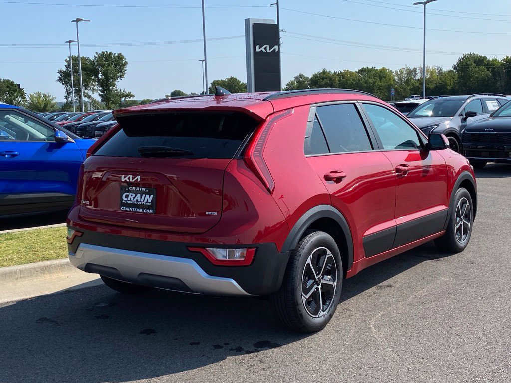 New 2026 Kia Niro EX FWD image 7