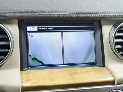 Used 2016 Land Rover LR4 HSE image 20