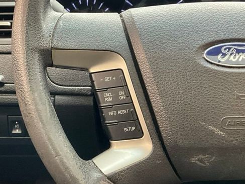 Used 2012 Ford Fusion SE image 10