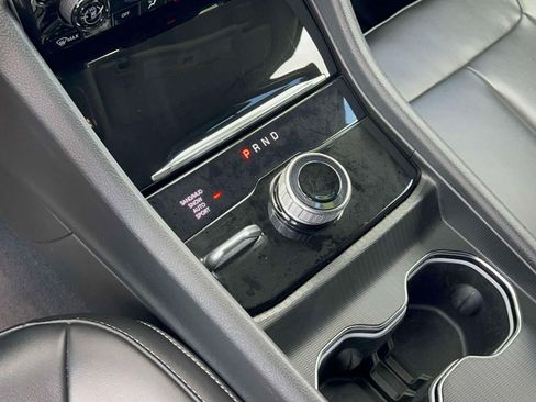 Used 2023 Jeep Grand Cherokee Limited AWD/4WD image 19