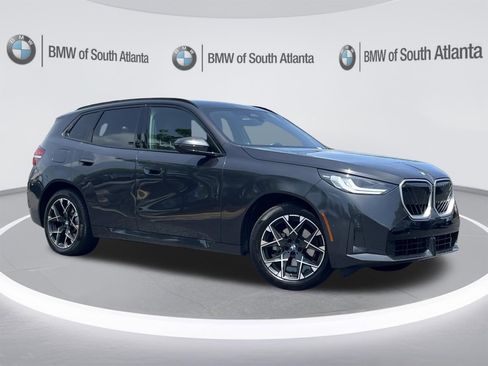 Used 2025 BMW X3 xDrive30i AWD/4WD image 2