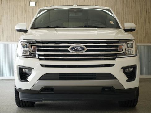 Used 2021 Ford Expedition XLT AWD/4WD image 3