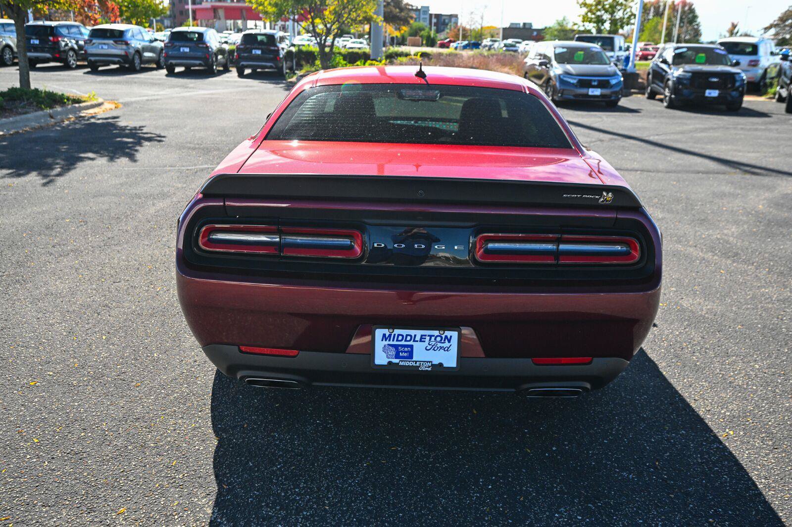 Used 2022 Dodge Challenger R/T Scat Pack RWD image 6
