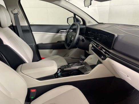 New 2026 Kia Sportage EX w/ EX Panorama Roof Package image 14