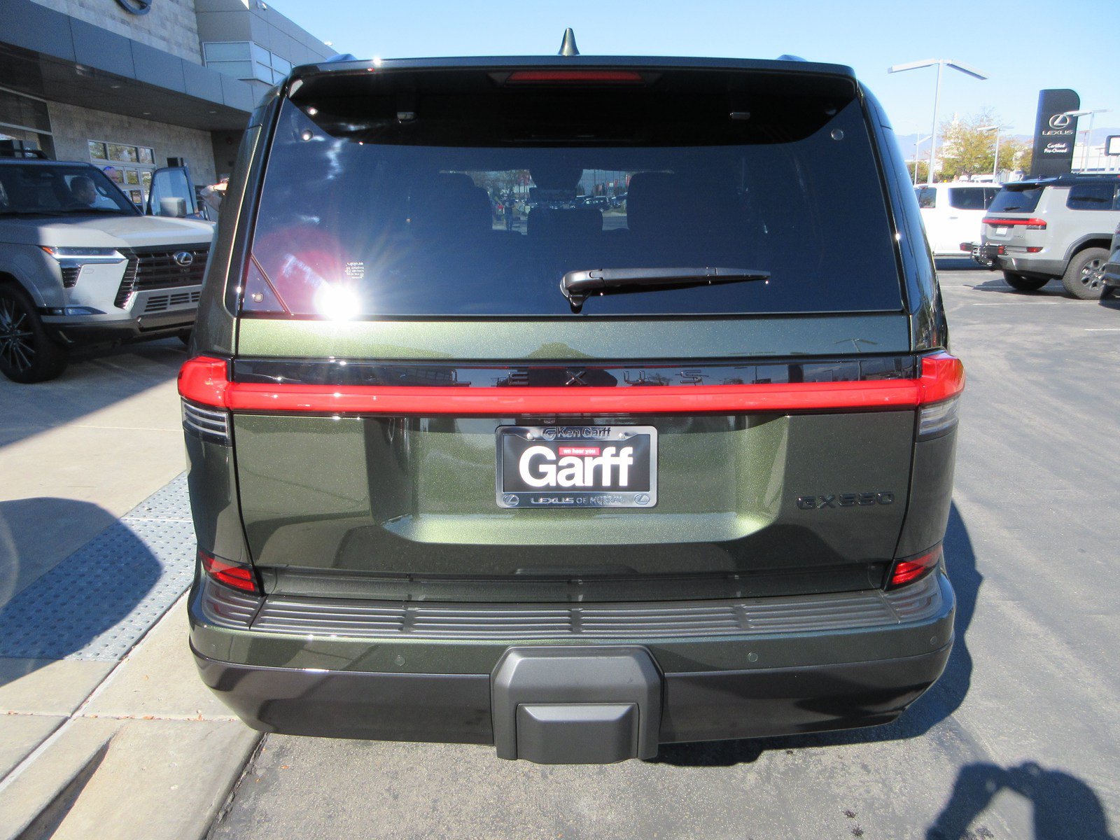 Used 2026 Lexus GX 550 w/ Accessory Package (2T) AWD/4WD image 7