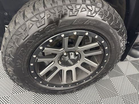 Used 2016 Toyota Tundra 1794 Edition image 14