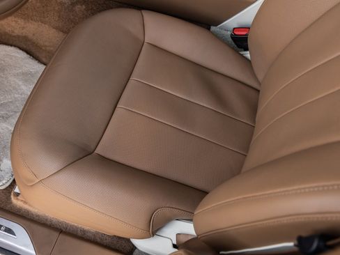 Used 2022 Land Rover Range Rover SV image 22