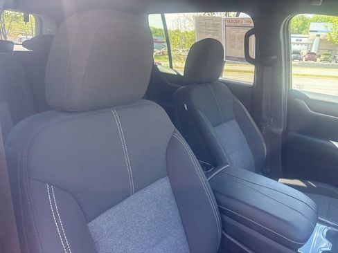 Used 2025 GMC Acadia Elevation FWD image 14