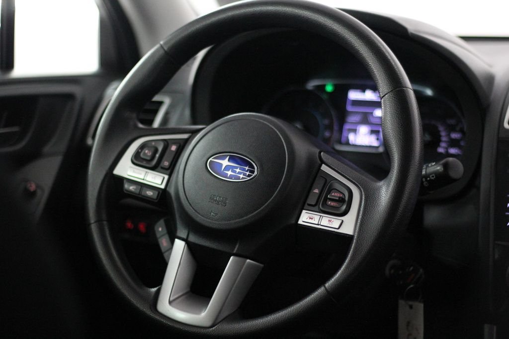 Used 2018 Subaru Forester 2.5i Premium AWD/4WD image 11