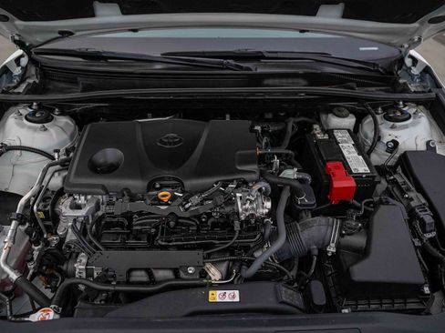 Certified 2022 Toyota Camry SE image 27