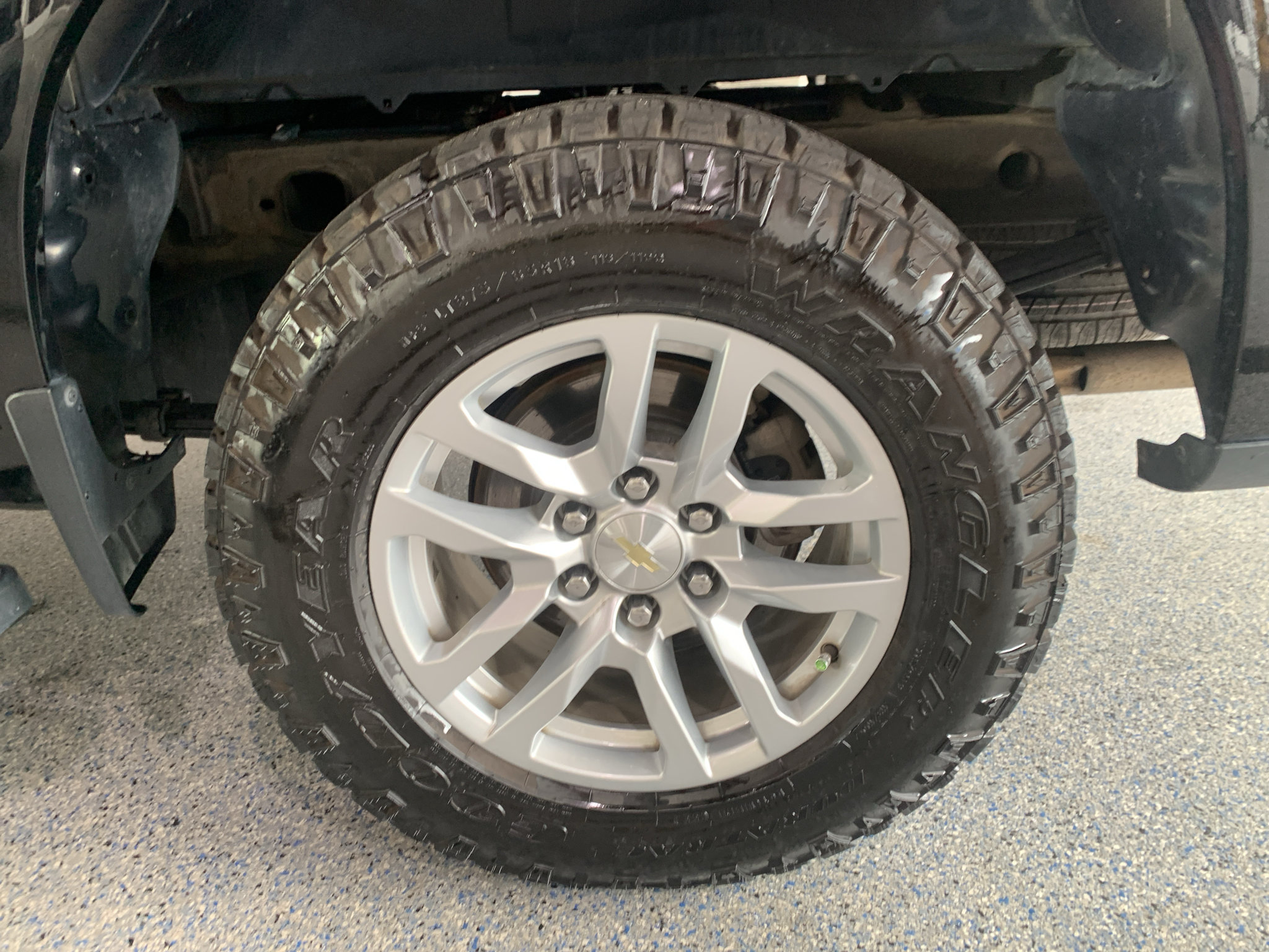 Used 2020 Chevrolet Silverado 1500 LT w/ All-Star Edition AWD/4WD image 32
